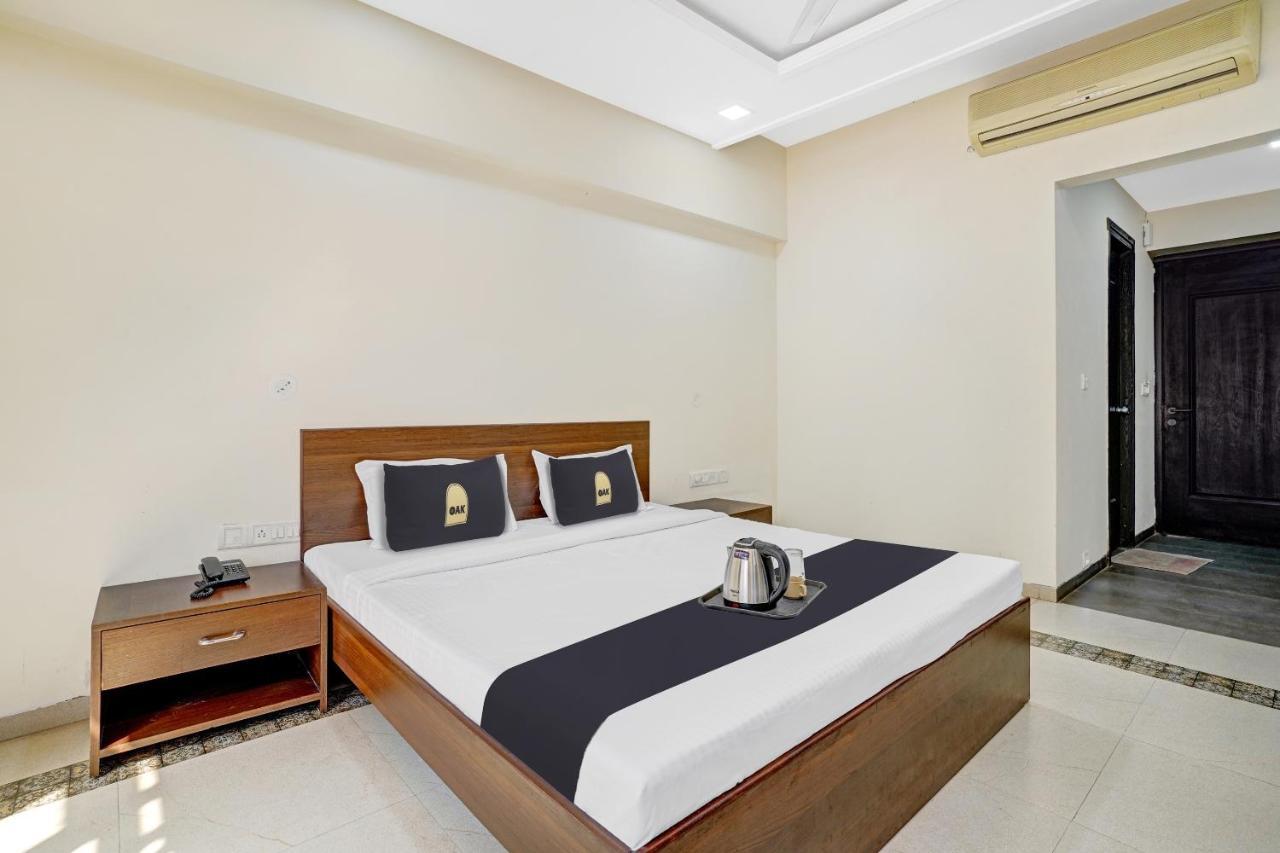 Townhouse Oak Hotel Rama נאסיק מראה חיצוני תמונה